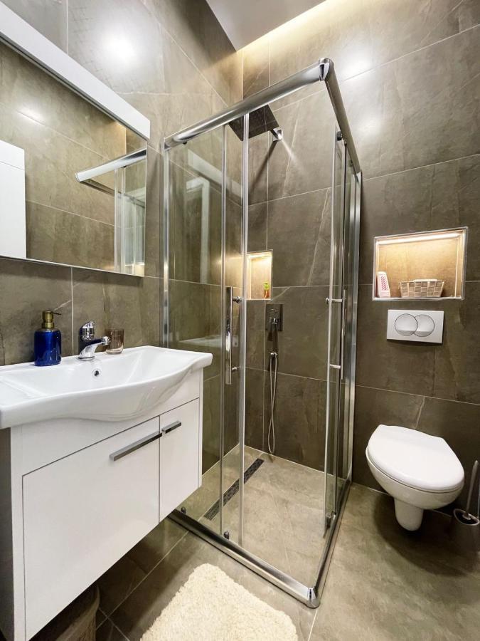 Aj Apartments, Hidden Gem In The Heart Of Τίρανα Εξωτερικό φωτογραφία