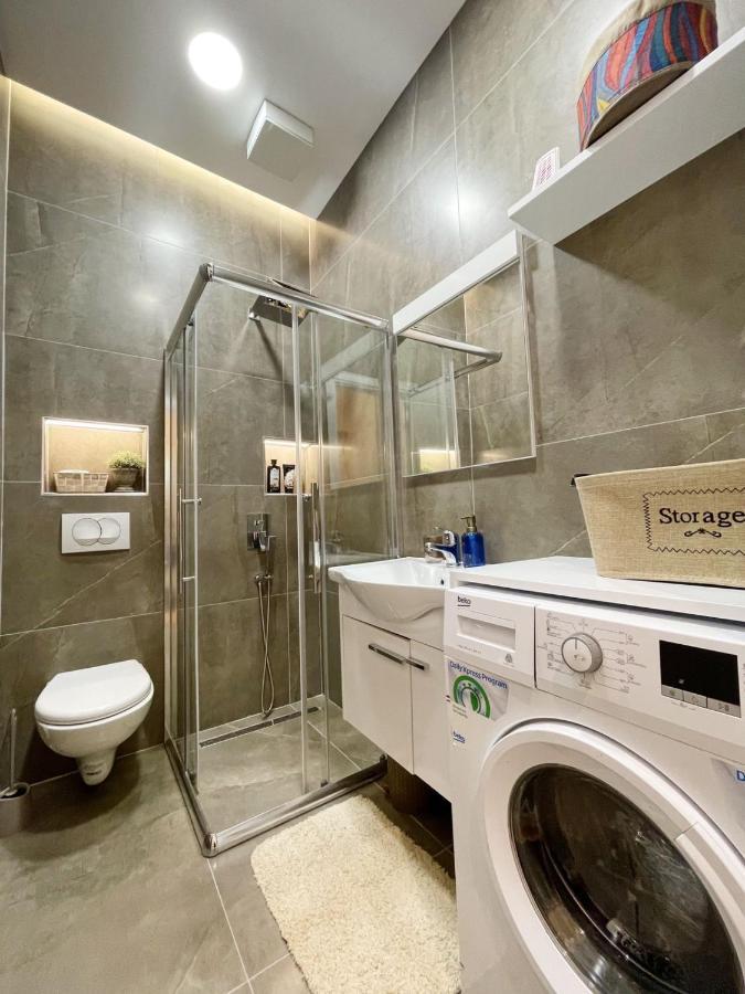 Aj Apartments, Hidden Gem In The Heart Of Τίρανα Εξωτερικό φωτογραφία