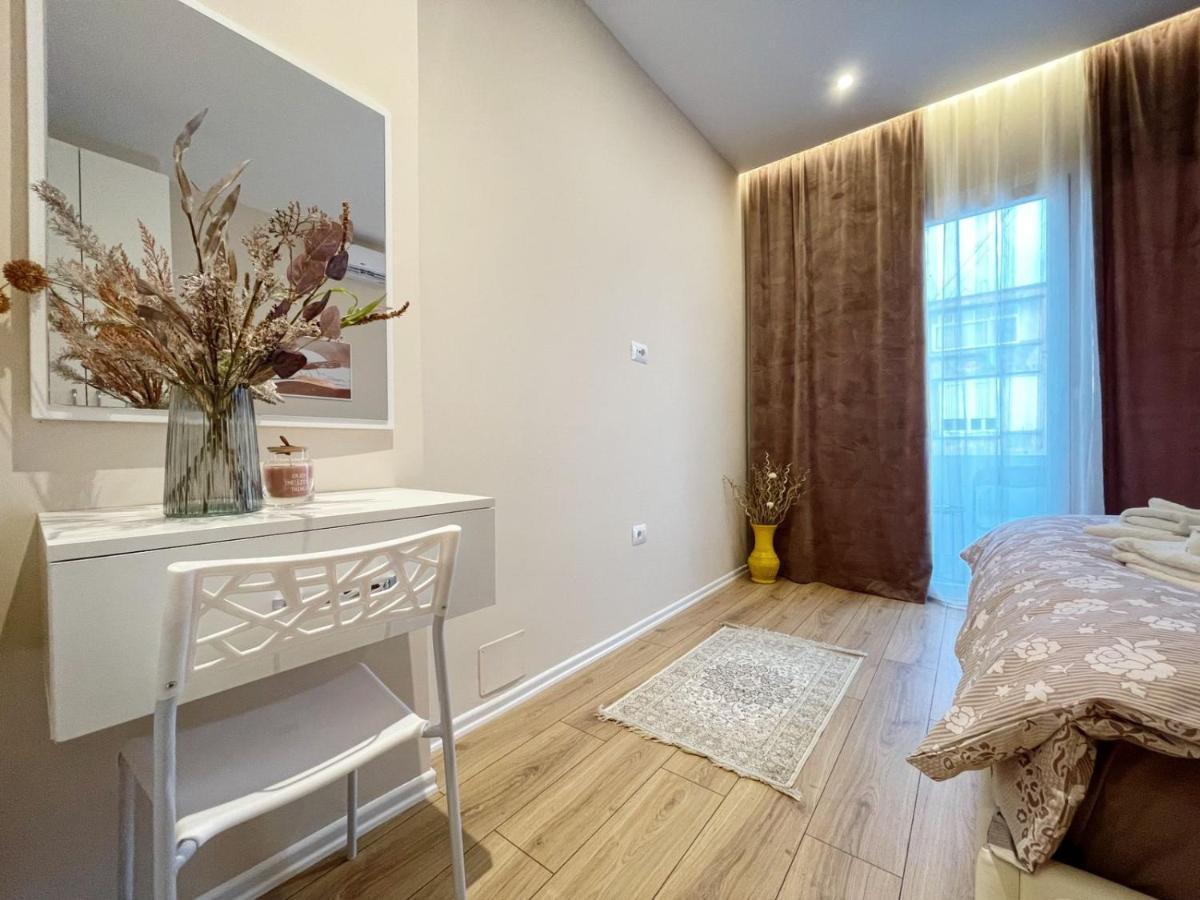 Aj Apartments, Hidden Gem In The Heart Of Τίρανα Εξωτερικό φωτογραφία